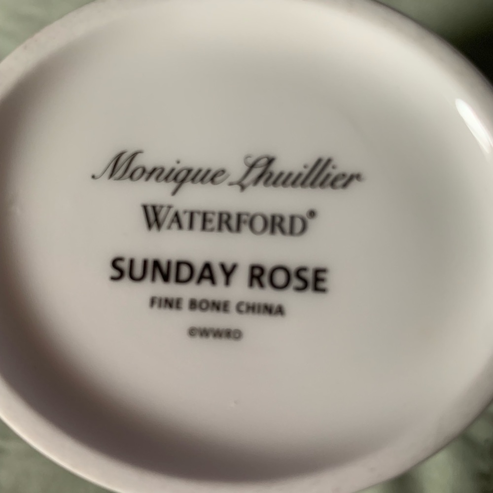 Monique Lhuillier Waterford Sunday Rose Set - Picture 6 of 8